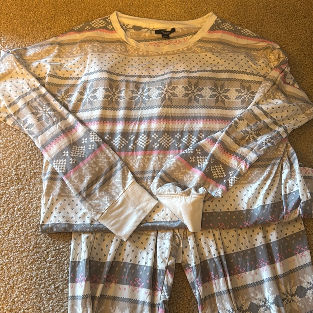 Simply Vera Verawang PJ set